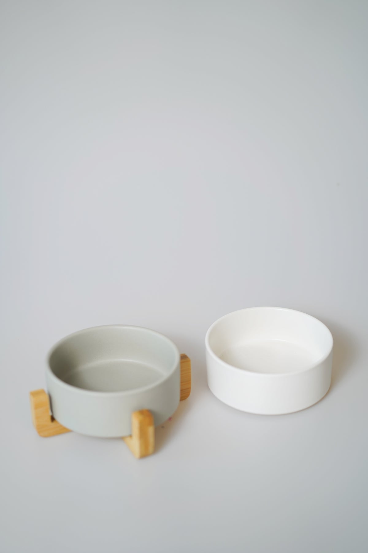 Sophie's Classic Pet Bowl - Bamboo Embrace (Pebble Gray)