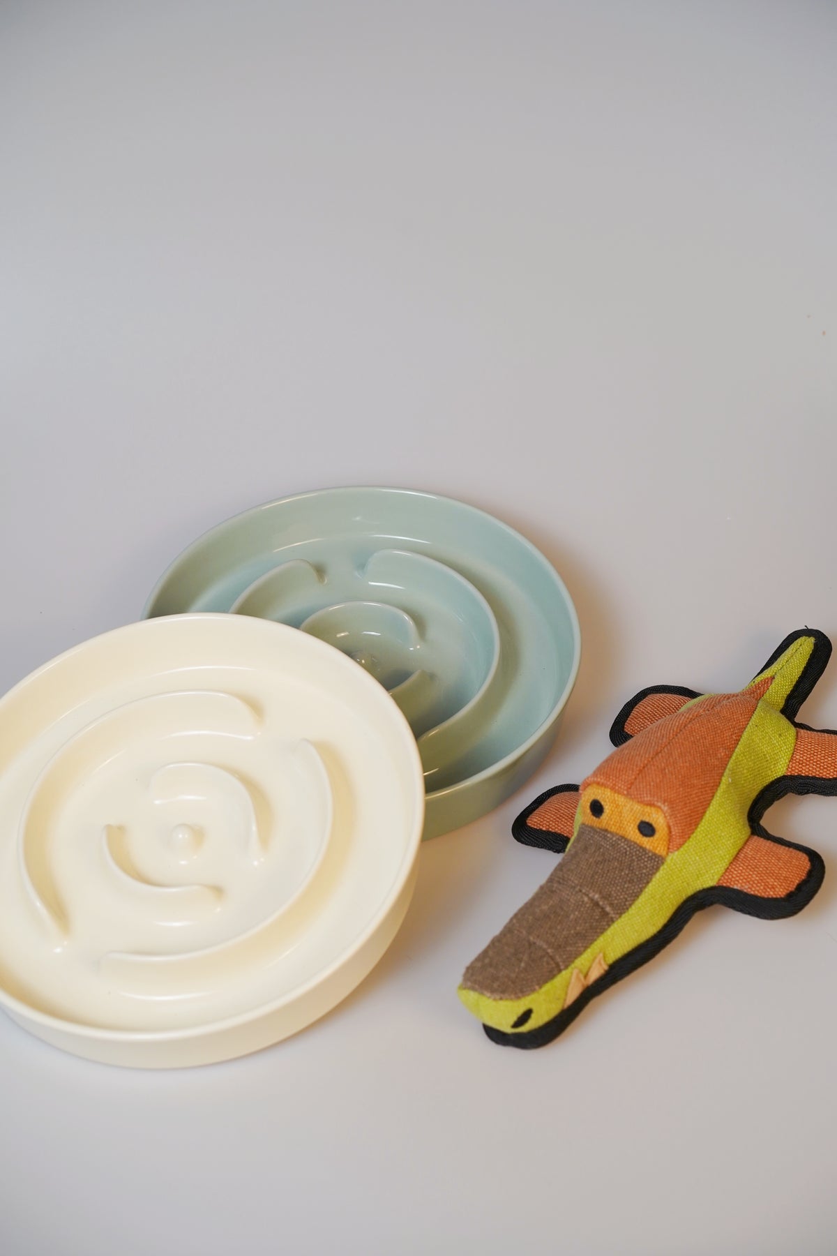 Daisy's Slow Feeder - Curved Path (Cream)